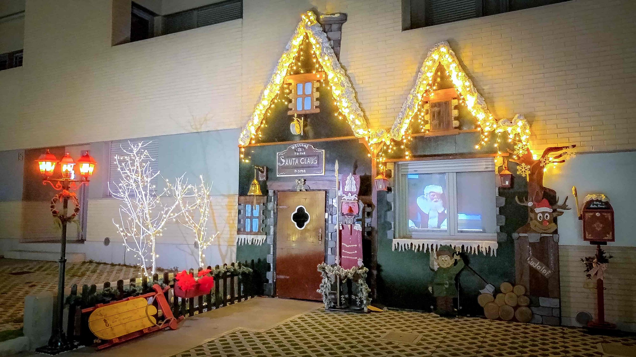 CASA-DE-SANTA-CLAUS-EN-RIVAS1 (1)
